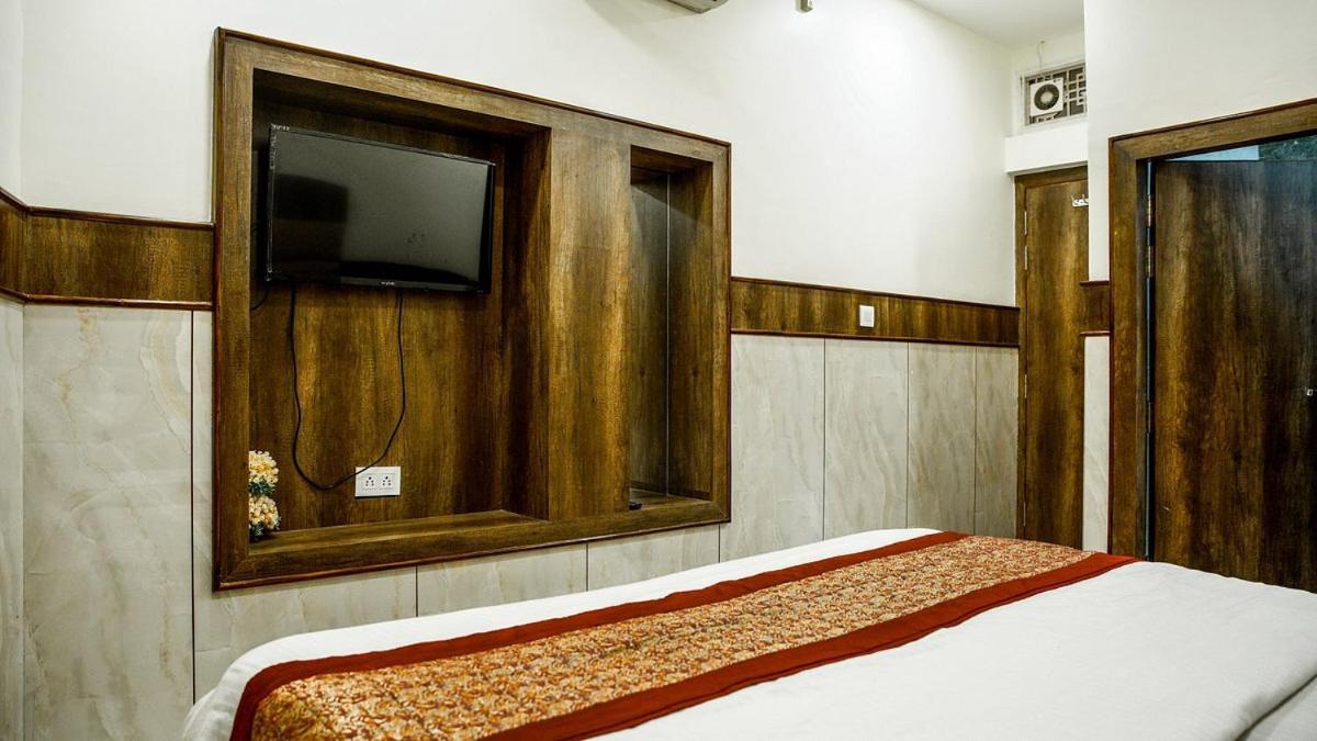 Hotel Raghunath Jammu Exterior foto